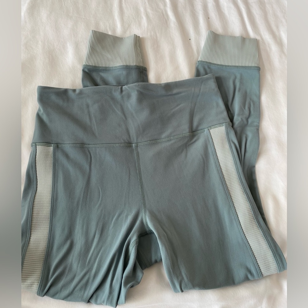 Athleta Elation Rib Trim 7/8 Tight